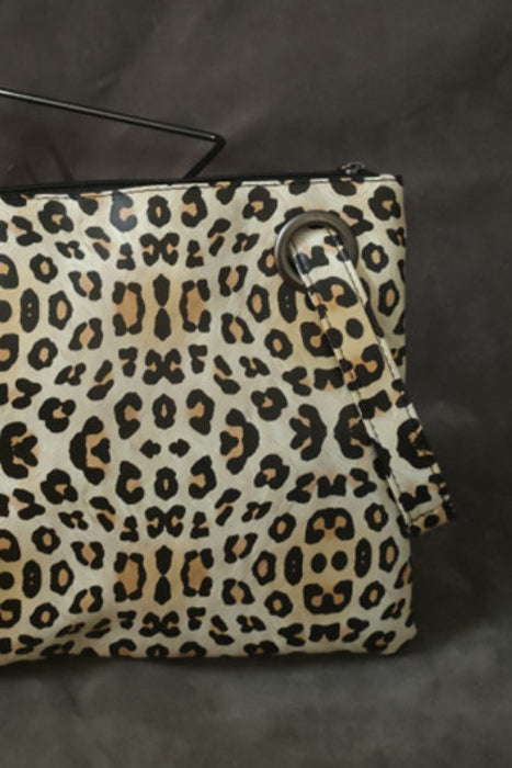 Leopard PU Leather Clutch